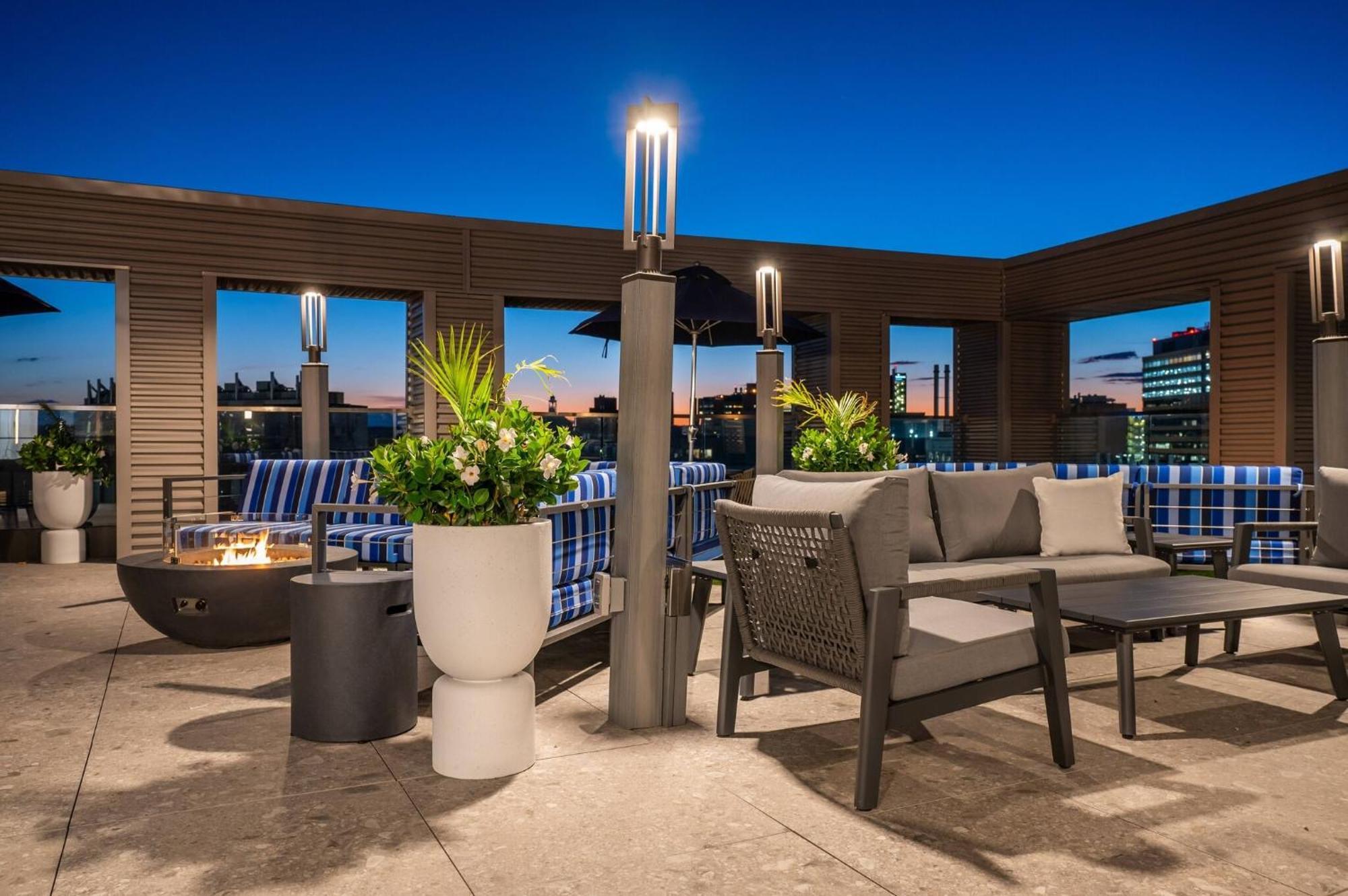 Luxury Apartments By Hyatus At Pierpont New Haven Extérieur photo