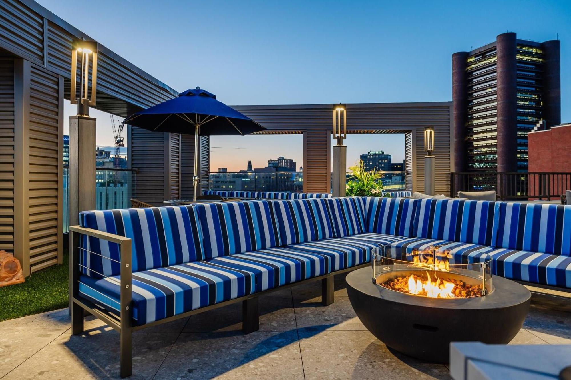 Luxury Apartments By Hyatus At Pierpont New Haven Extérieur photo